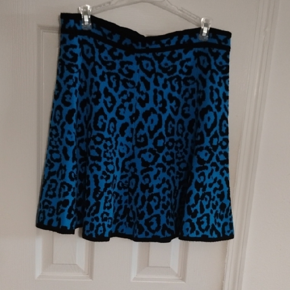 Guess Blue Leopard Print Skirt XL